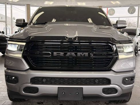 Used 2020 RAM 1500 Sport w/ Night Edition image 4