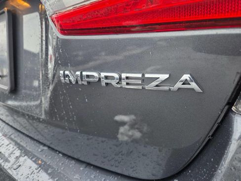 Used 2018 Subaru Impreza 2.0i image 16