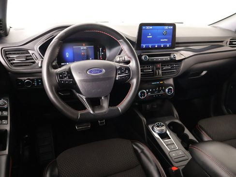 New 2024 Ford Escape ST-Line AWD/4WD image 2