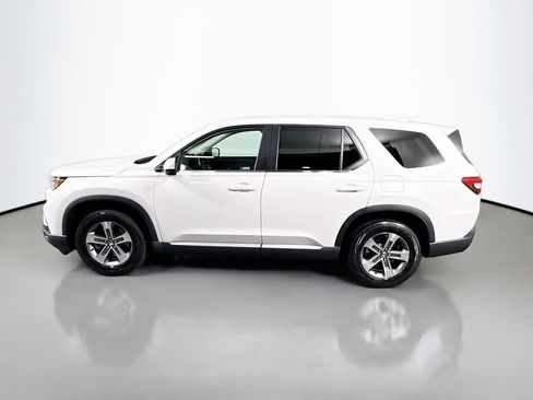 Used 2023 Honda Pilot EX-L image 4
