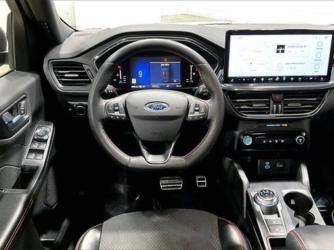 Certified 2023 Ford Escape ST-Line w/ Tech Pack #1 image 5