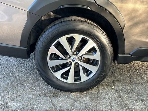 Certified 2023 Subaru Outback Premium AWD/4WD image 12