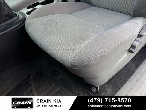 Used 2013 Toyota Tacoma 4x4 Access Cab w/ SR5 Pkg image 24