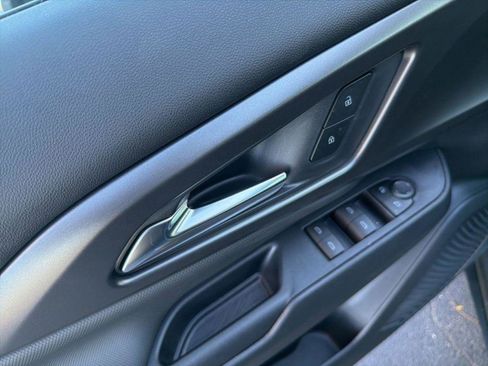 New 2026 Chevrolet Equinox EV LT image 22