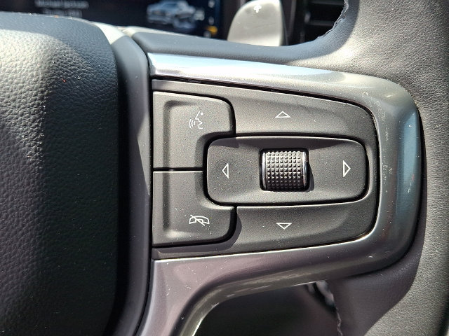 Used 2025 Chevrolet Silverado 1500 LTZ w/ Technology Package AWD/4WD image 18