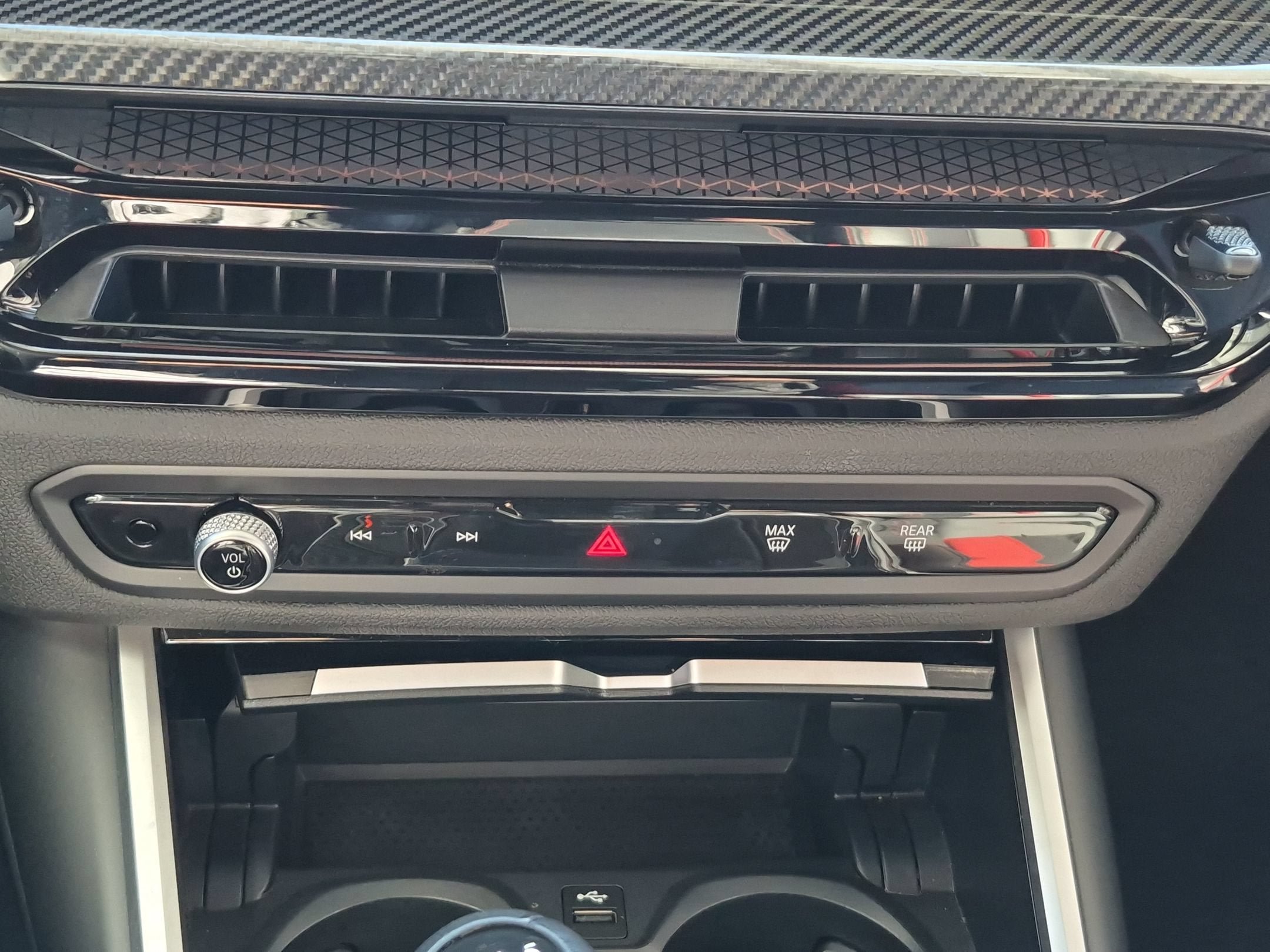 Used 2025 BMW M2 w/ Lighting Package RWD image 21