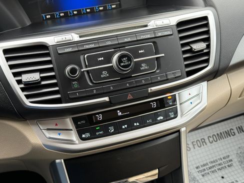 Used 2015 Honda Accord LX image 23