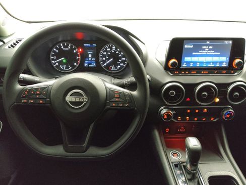 Used 2024 Nissan Sentra S FWD image 22
