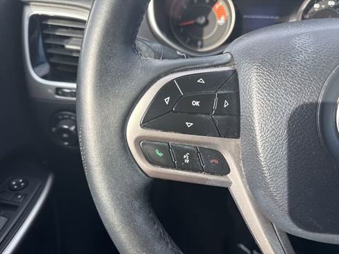 Used 2019 Jeep Cherokee High Altitude AWD/4WD image 20