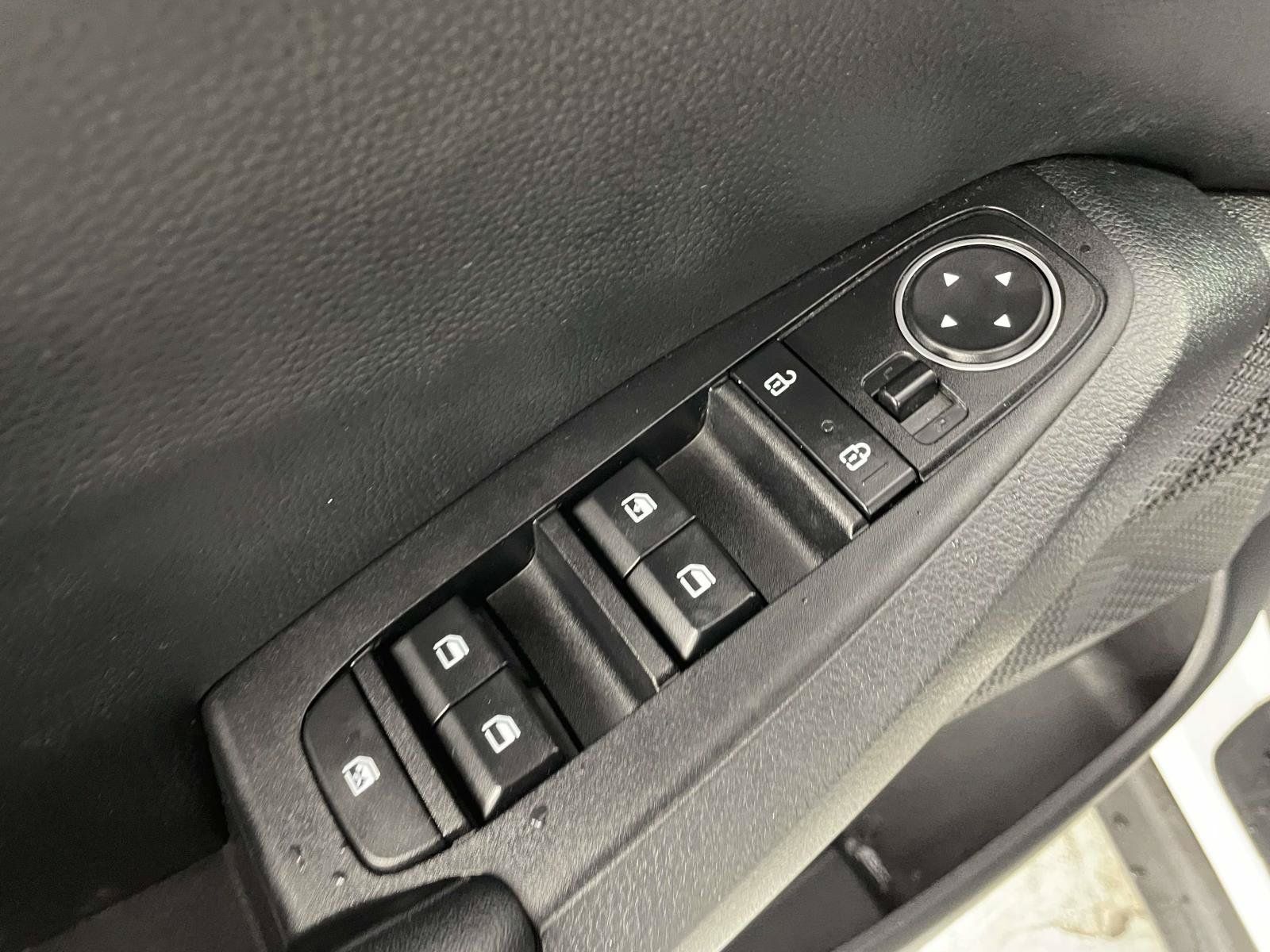 Used 2021 Kia Seltos S AWD/4WD image 19