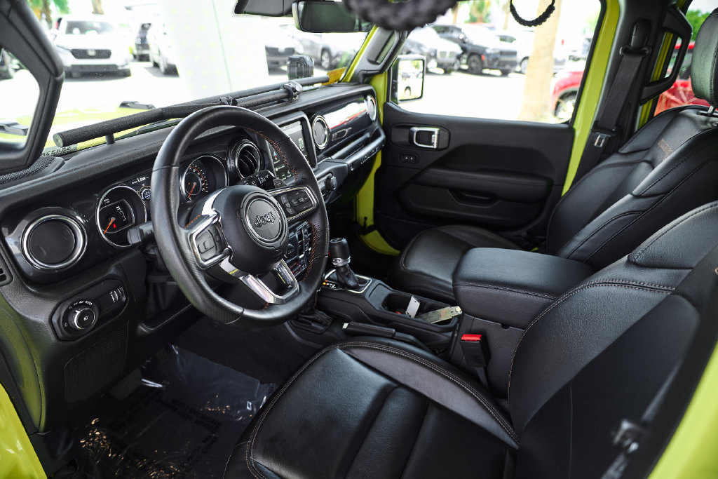 Used 2023 Jeep Wrangler Unlimited Rubicon 392 w/ Xtreme Recon 35" Tire Package AWD/4WD image 2