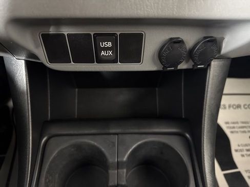 Used 2012 Toyota Tacoma 4x4 Access Cab V6 w/ SR5 Pkg image 17