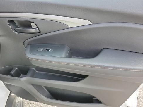 Certified 2022 Honda Pilot TrailSport image 8