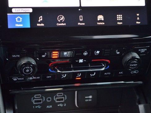 New 2025 Jeep Grand Cherokee Limited w/ Luxury Tech Group II image 27