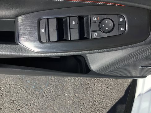 New 2026 Nissan Sentra SR w/ SR Premium Package image 8