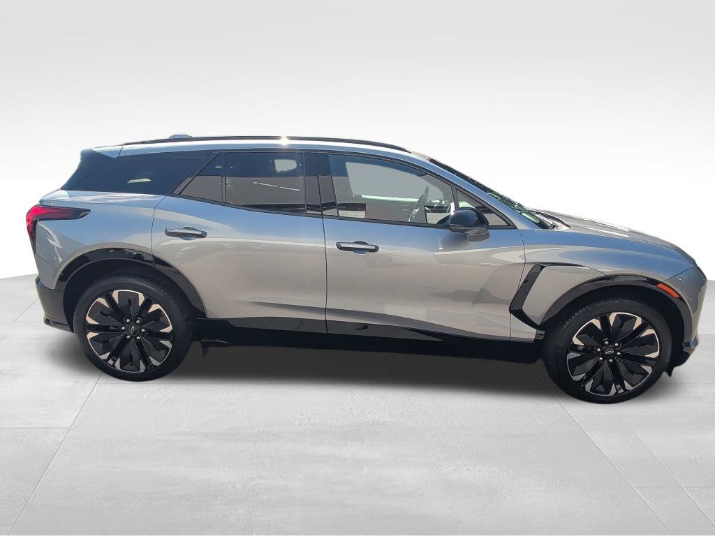 Used 2024 Chevrolet Blazer EV RS AWD/4WD image 6