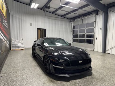Used 2022 Ford Mustang GT Premium w/ GT Performance Package RWD image 16