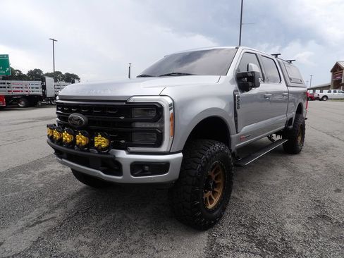 Used 2023 Ford F250 Platinum w/ Tremor Off-Road Package AWD/4WD image 68
