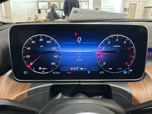 Used 2025 Mercedes-Benz C 300 4MATIC Sedan image 14