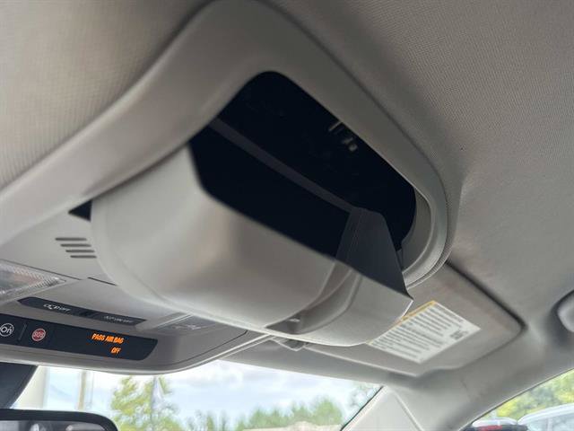 Used 2019 GMC Terrain SLE w/ Driver Convenience Package FWD image 40