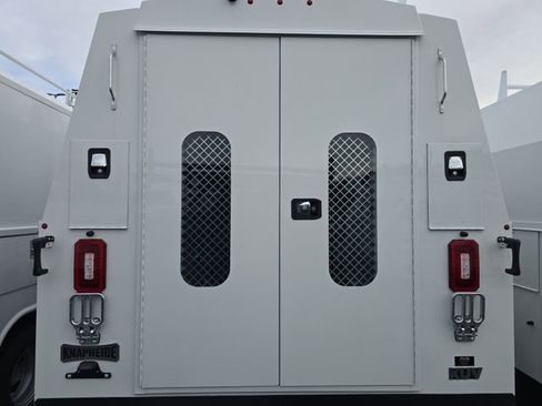 New 2025 Chevrolet Express 3500 w/ Power Convenience Package RWD image 4