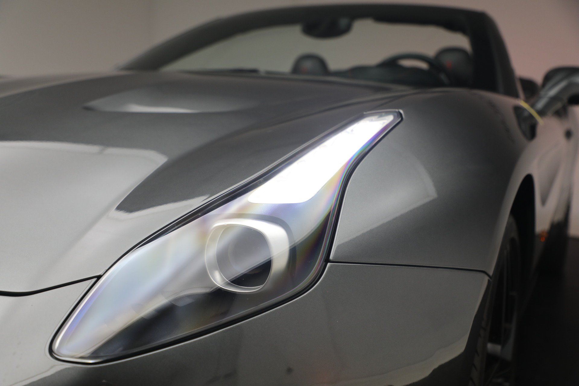Certified 2015 Ferrari California T RWD image 26