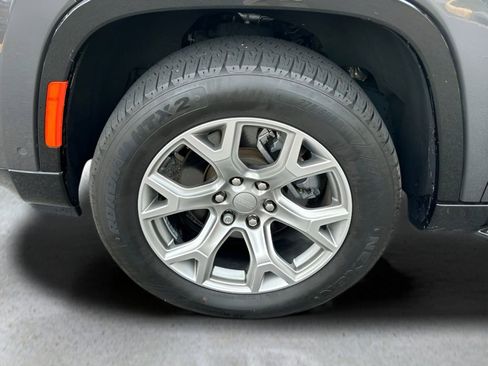 Used 2022 Jeep Wagoneer Series II image 12