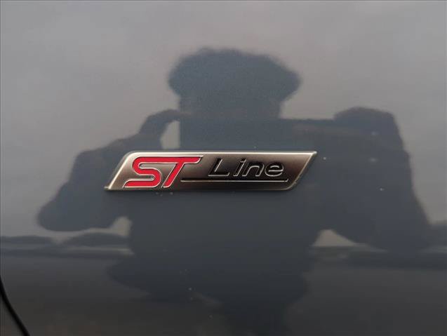 Used 2025 Ford Explorer ST-Line w/ Premium Package RWD image 4