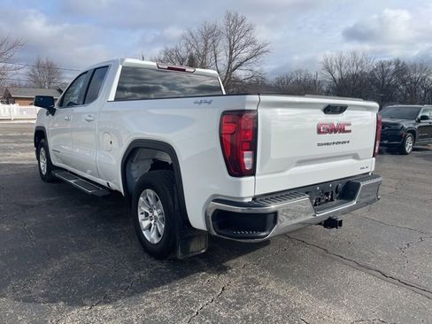 Used 2023 GMC Sierra 1500 SLE image 2