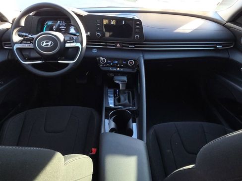 New 2026 Hyundai Elantra Blue image 11