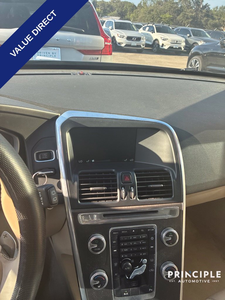 Used 2015 Volvo XC60 T6 AWD/4WD image 7