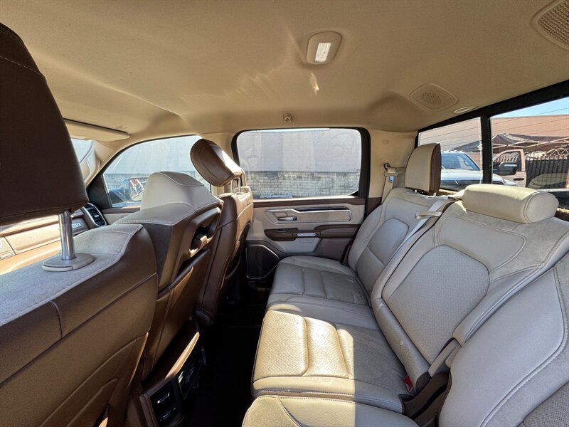 Used 2021 RAM 1500 Laramie AWD/4WD image 34