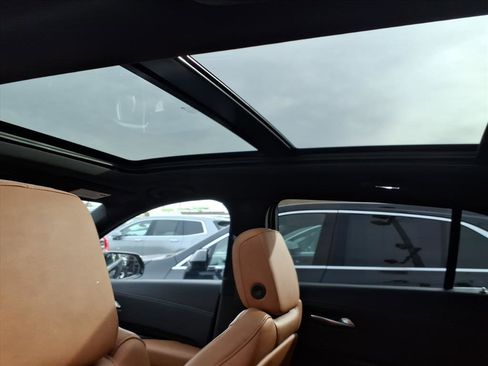 Certified 2023 Cadillac XT4 Premium Luxury w/ Technology Package image 28