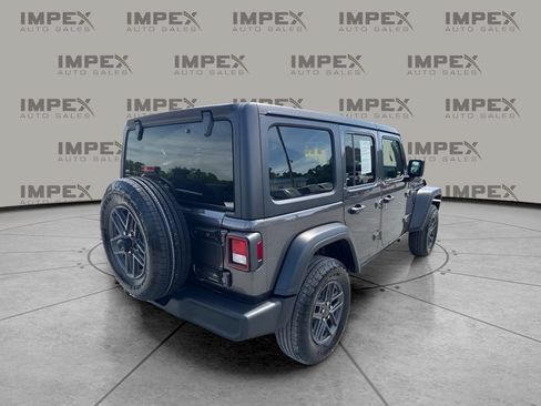 Used 2025 Jeep Wrangler Unlimited Sport AWD/4WD image 5