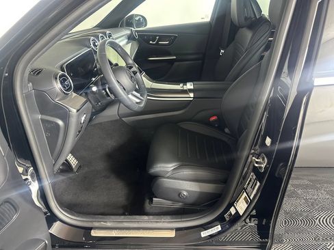 Certified 2026 Mercedes-Benz GLC 300 image 9