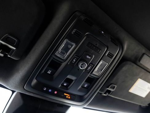 Used 2021 Cadillac Escalade Sport Platinum image 22