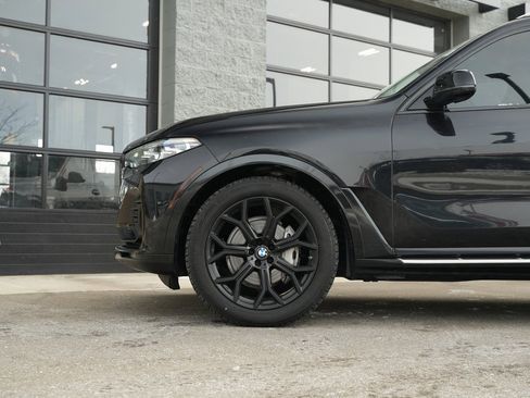 Used 2020 BMW X7 xDrive40i w/ Luxury Seating Package image 16