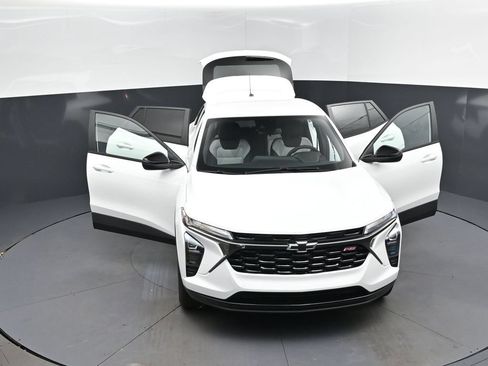 New 2026 Chevrolet Trax RS FWD image 48