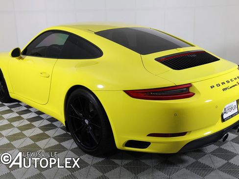 Used 2018 Porsche 911 Carrera S image 7