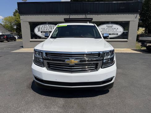 Used 2016 Chevrolet Suburban LTZ RWD image 4