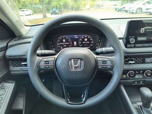 New 2025 Honda Accord SE image 7
