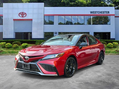 Used 2024 Toyota Camry XSE w/ Cold Weather Package image 7