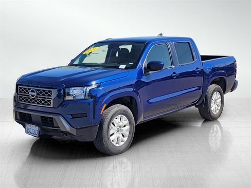 Used 2023 Nissan Frontier SV image 8