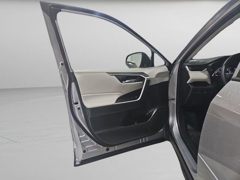 Used 2024 Toyota RAV4 XLE Premium image 26