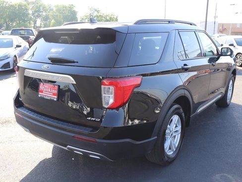 Used 2023 Ford Explorer XLT w/ Equipment Group 202A image 3