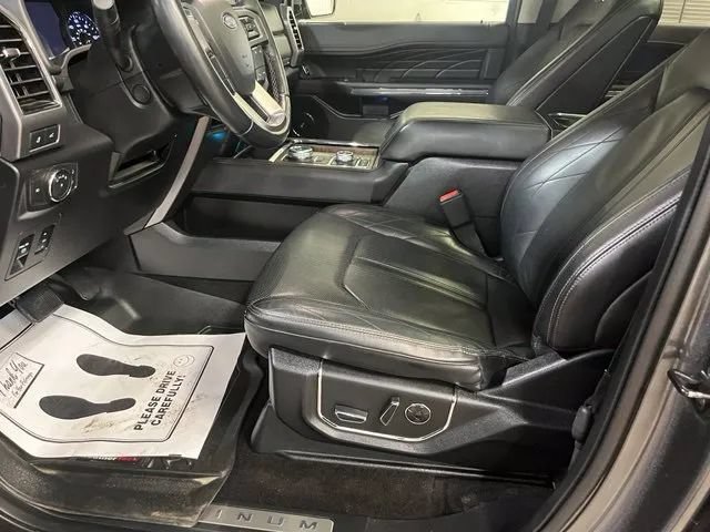 Used 2018 Ford Expedition Max Platinum AWD/4WD image 4