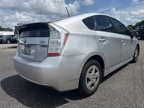 Used 2011 Toyota Prius Four w/ Navigation Pkg FWD image 5