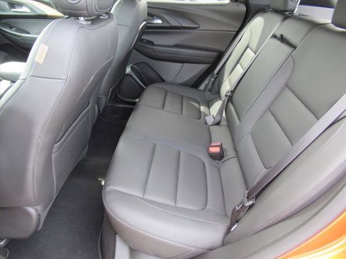 Used 2023 Chevrolet TrailBlazer ACTIV w/ Sun and Liftgate Package image 28