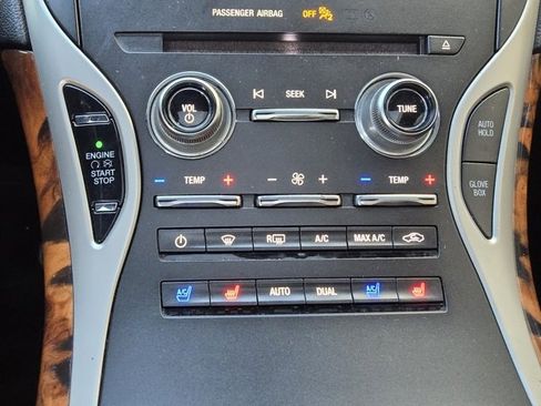 Used 2018 Lincoln MKX Reserve image 29