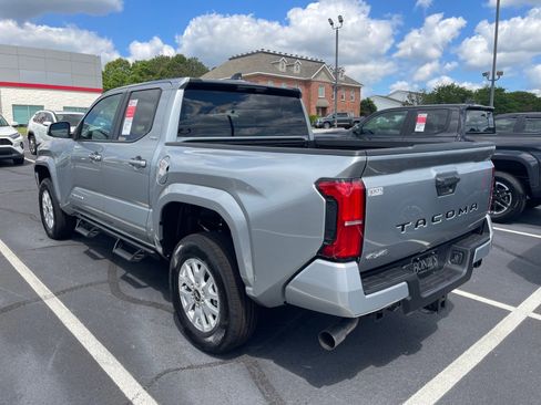 New 2026 Toyota Tacoma SR5 image 11